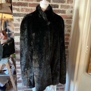 DENNIS BASSO Elegant Black FAUX Fur Women's PONCHO